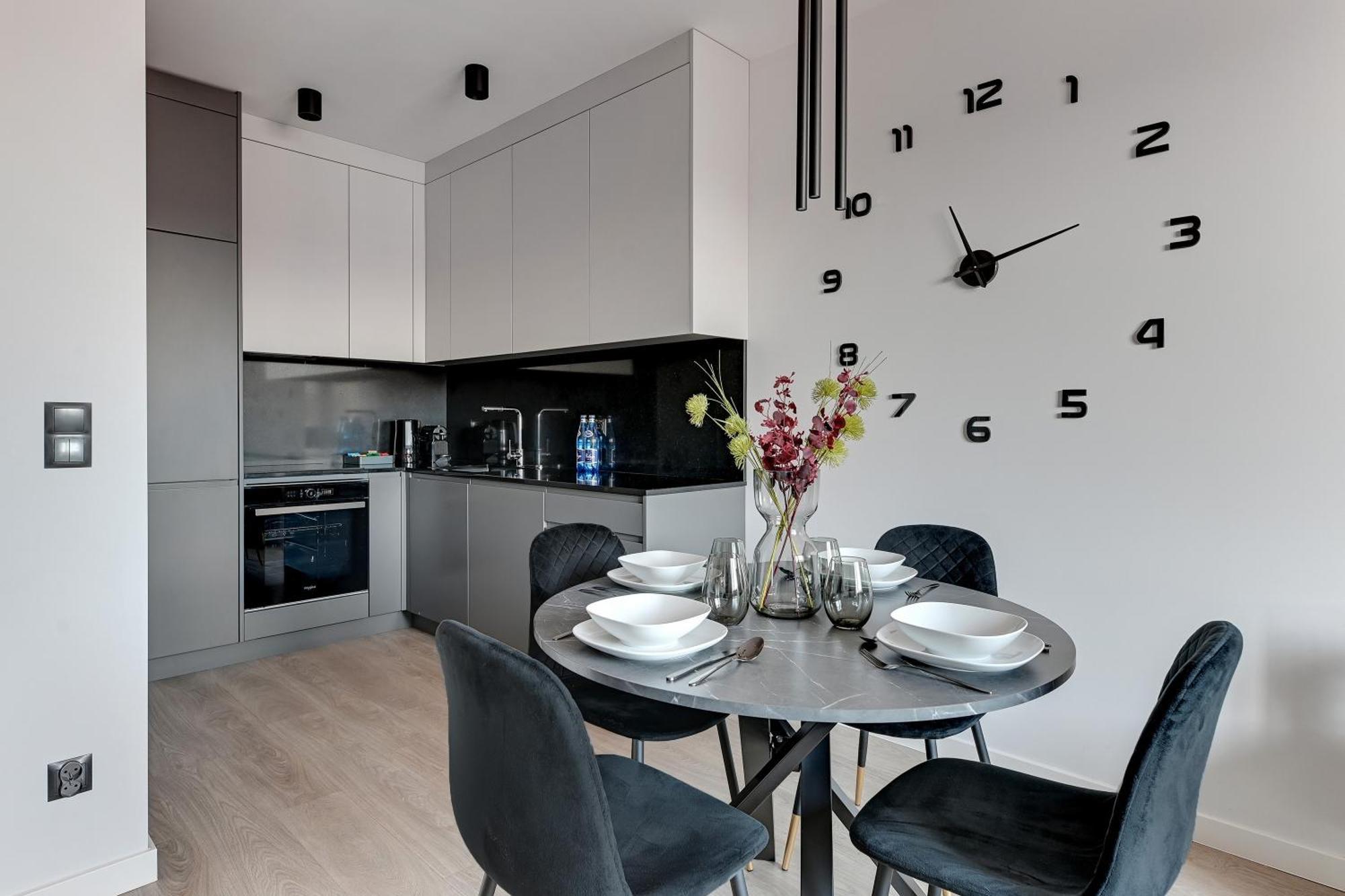 Scala City Center By Downtown Apartments Гданськ Номер фото