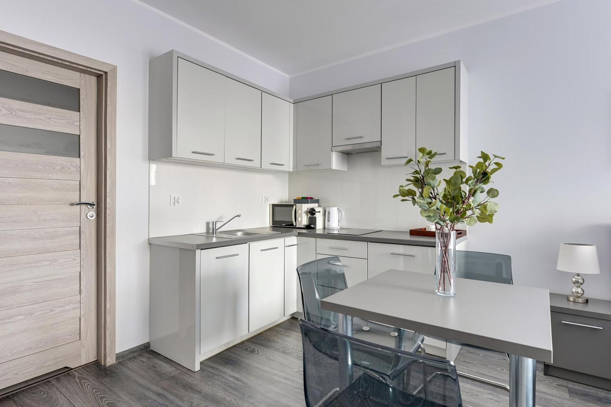Scala City Center By Downtown Apartments Гданськ Номер фото