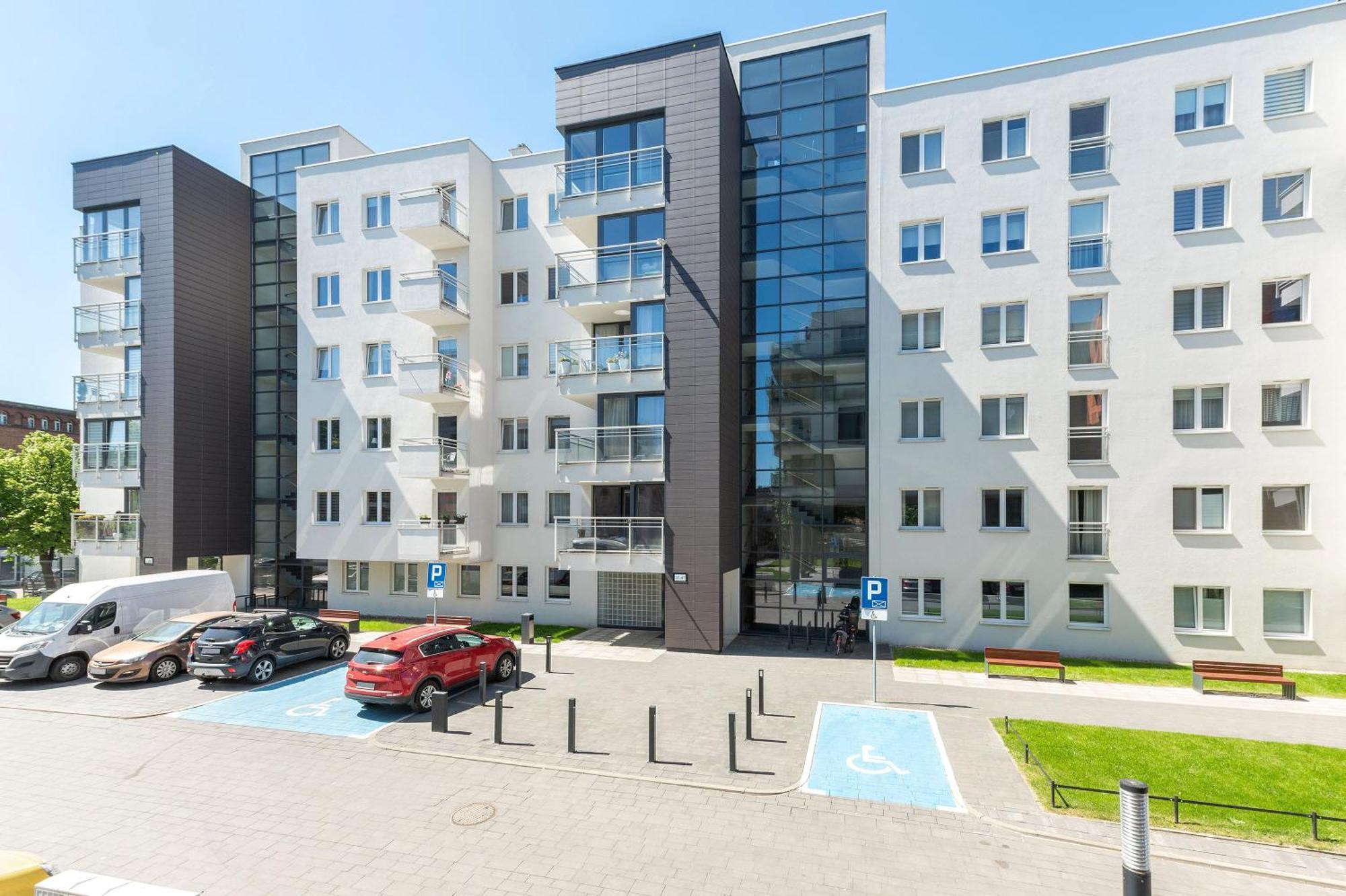 Scala City Center By Downtown Apartments Гданськ Екстер'єр фото